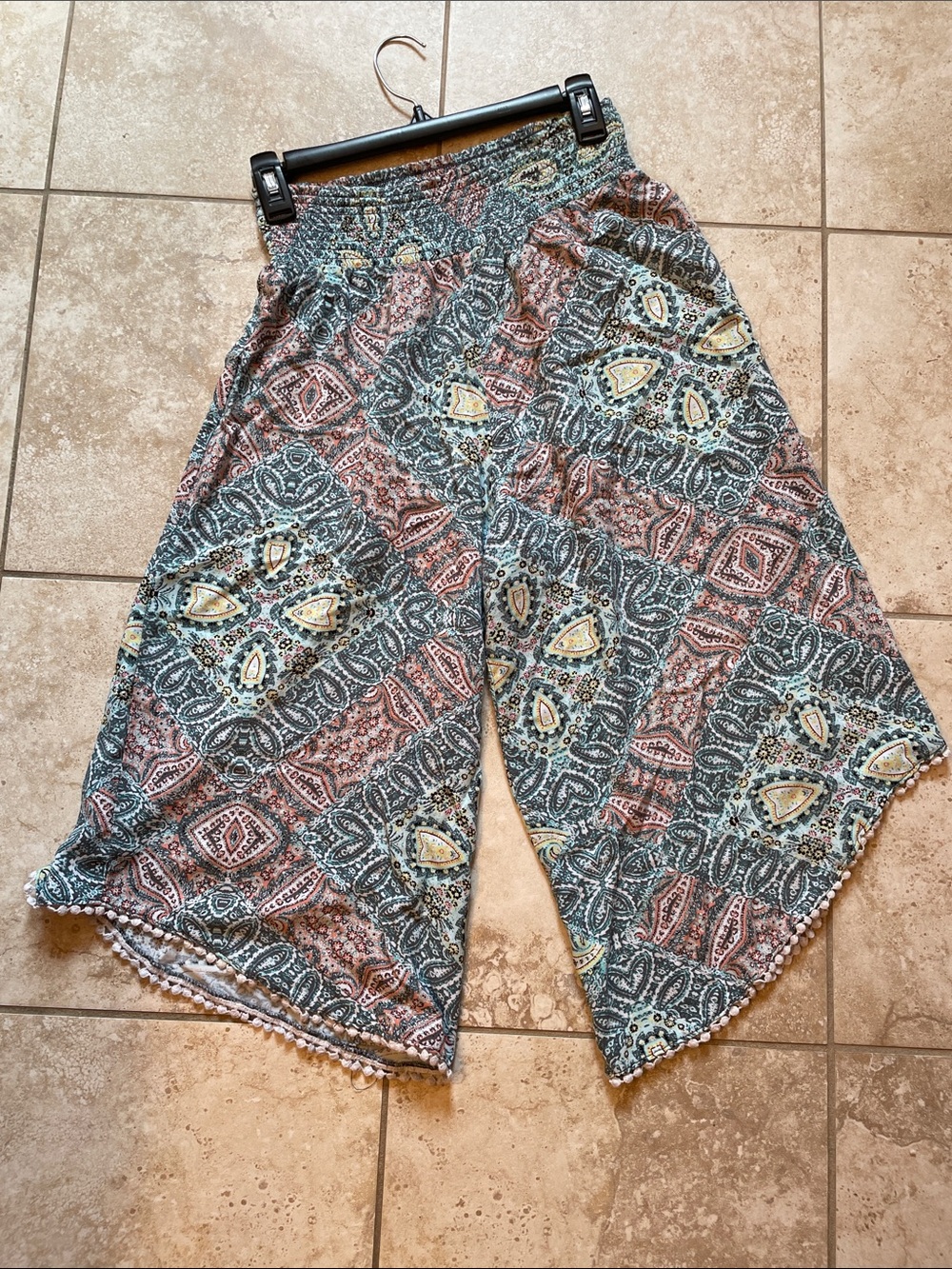 Xhilaration Multicolor Paisley Wide-Leg Culottes